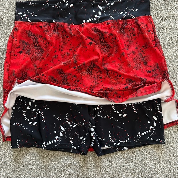 Skort Obsession Golf Tennis Skort Bright Red Splatter Print Artsy Size Large - Picture 4 of 6